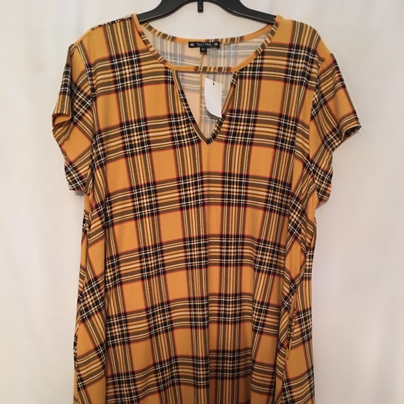 Dresses & Skirts - Dress